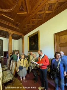 2_Speisezimmer im Schloss Raitz